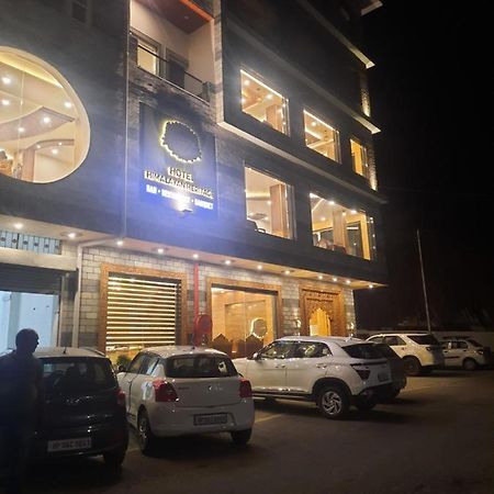 Hotel Himalayan Heritage Sarāhan Exterior foto